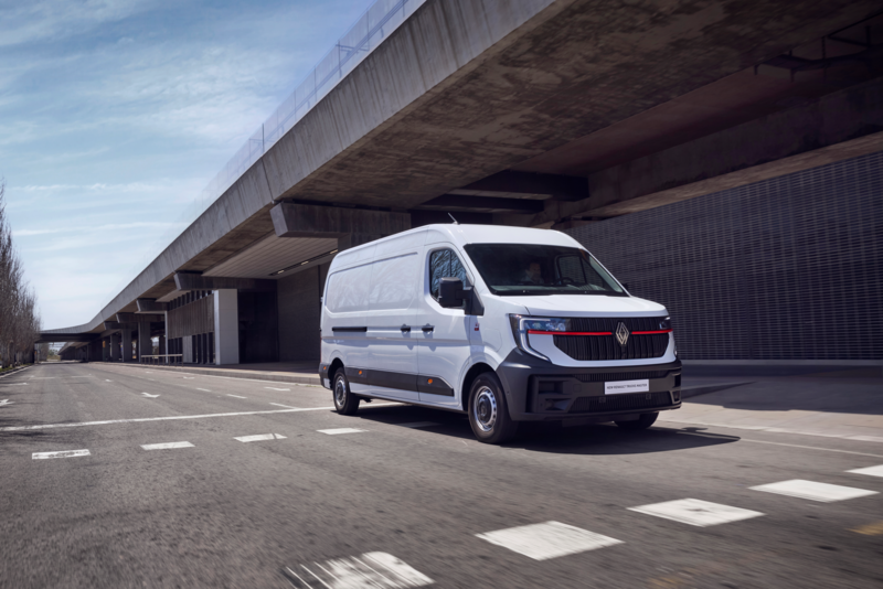 Harbers-Renault-Master-e-tech-road Harbers-Renault-Master-e-tech-road